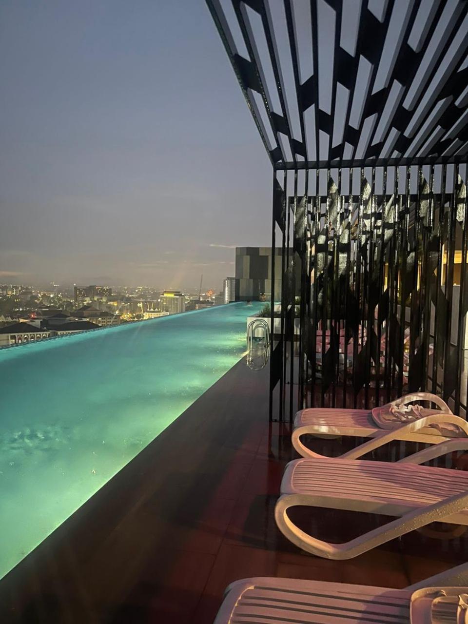 Apartment The Horizon 3br Orchid - By Goswell