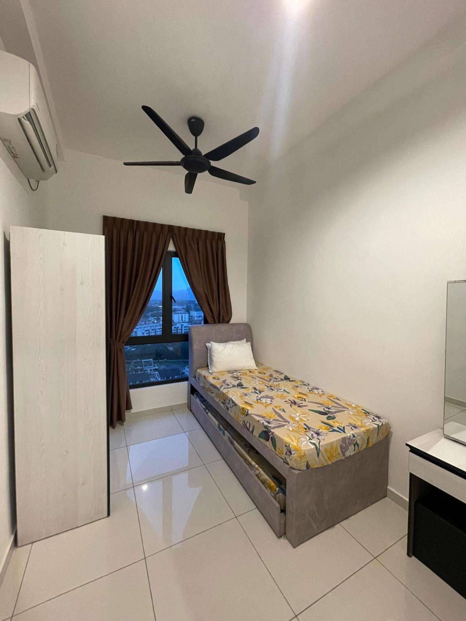 The Horizon 3br Orchid - By Goswell Apartment *